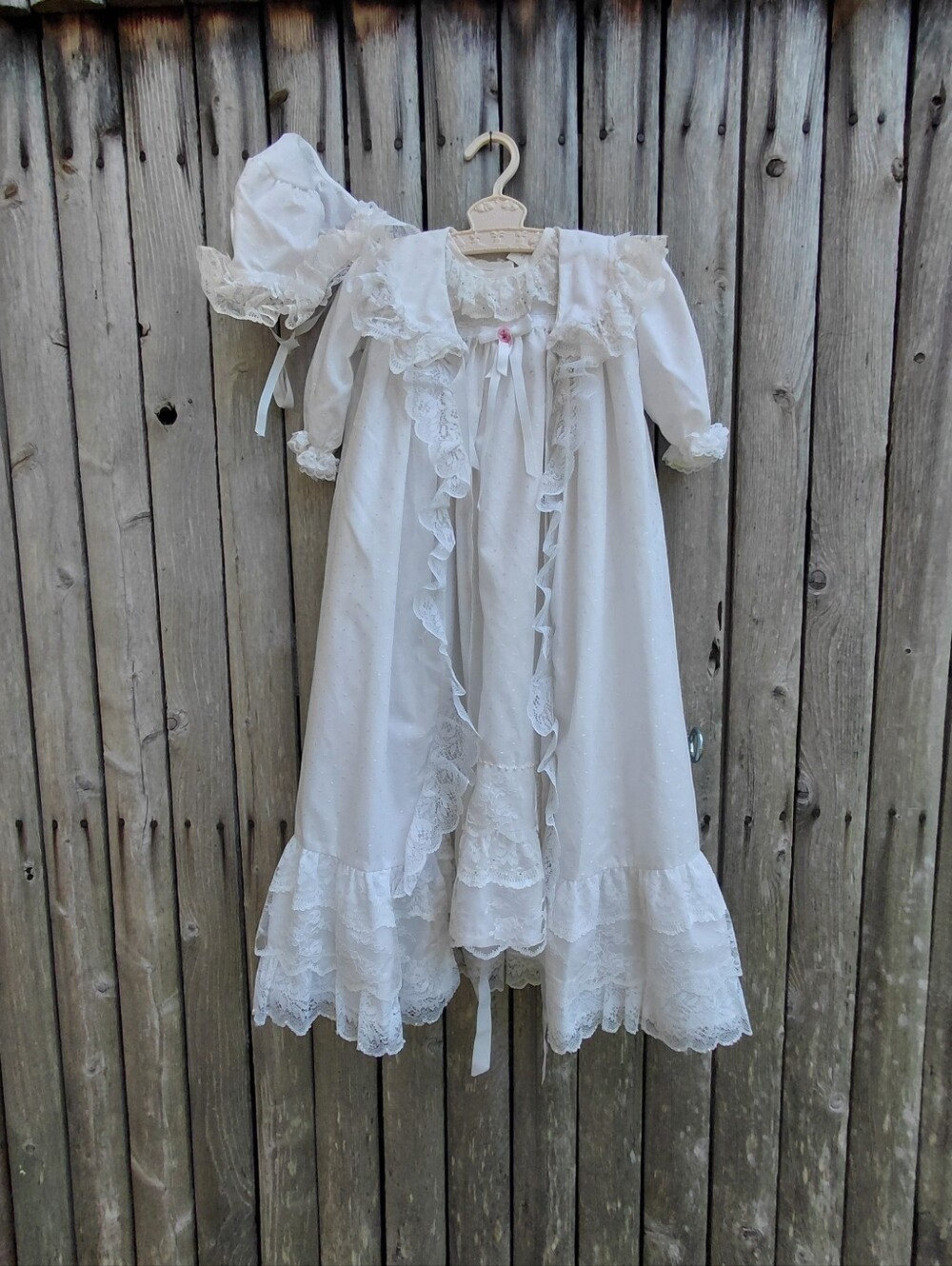 Vintage 70s white embroidered & beaded christening gown bonnet & robe